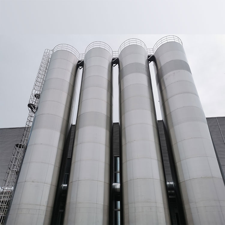 ပြင်ပသိုလှောင်မှု Silos သည် အစုလိုက် ပစ္စည်းများ ကိုင်တွယ်မှု စွမ်းဆောင်ရည်ကို မည်သို့တိုးတက်စေသနည်း။